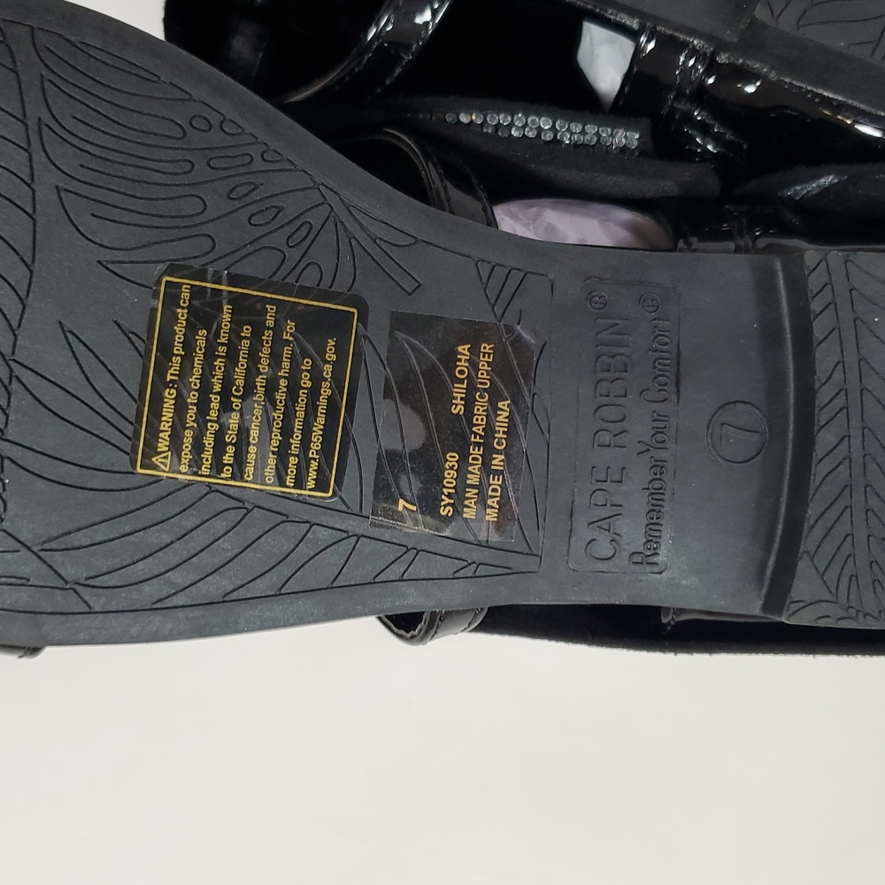 CAPE ROBBIN Carami Round Toe Fold Over Shiloha Rhinestone Flat Sandals ~ Black - Picture 12 of 17